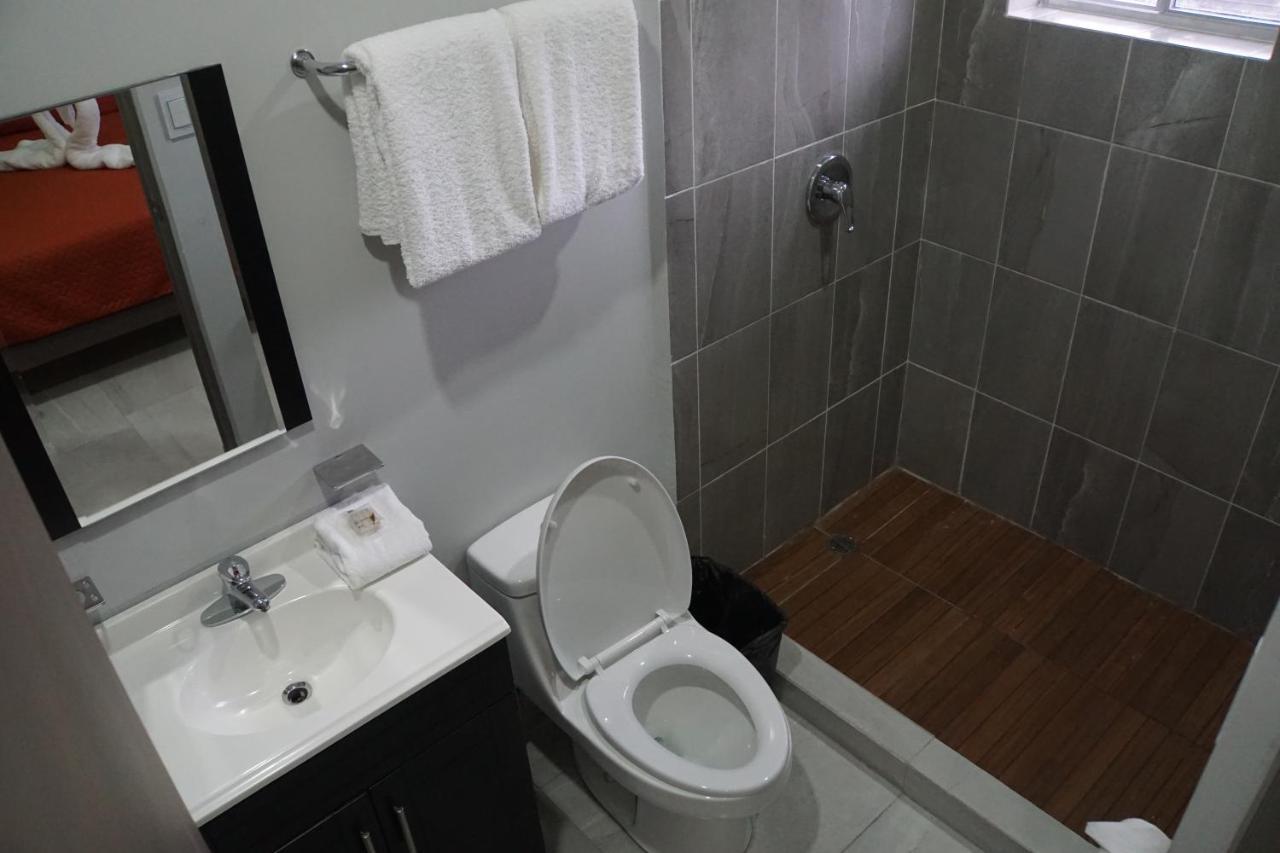 Hotel Hc Express Монтеррей Екстер'єр фото